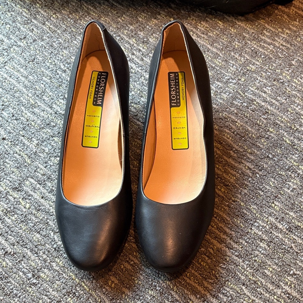 Florsheim Women's Classic Black Heels